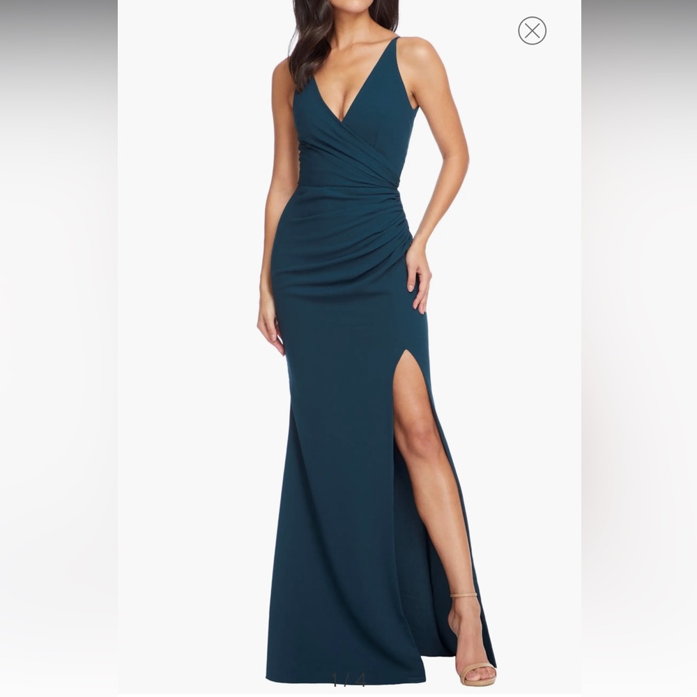 Dress the population Jordan gown size medium pine green emerald dress side slit